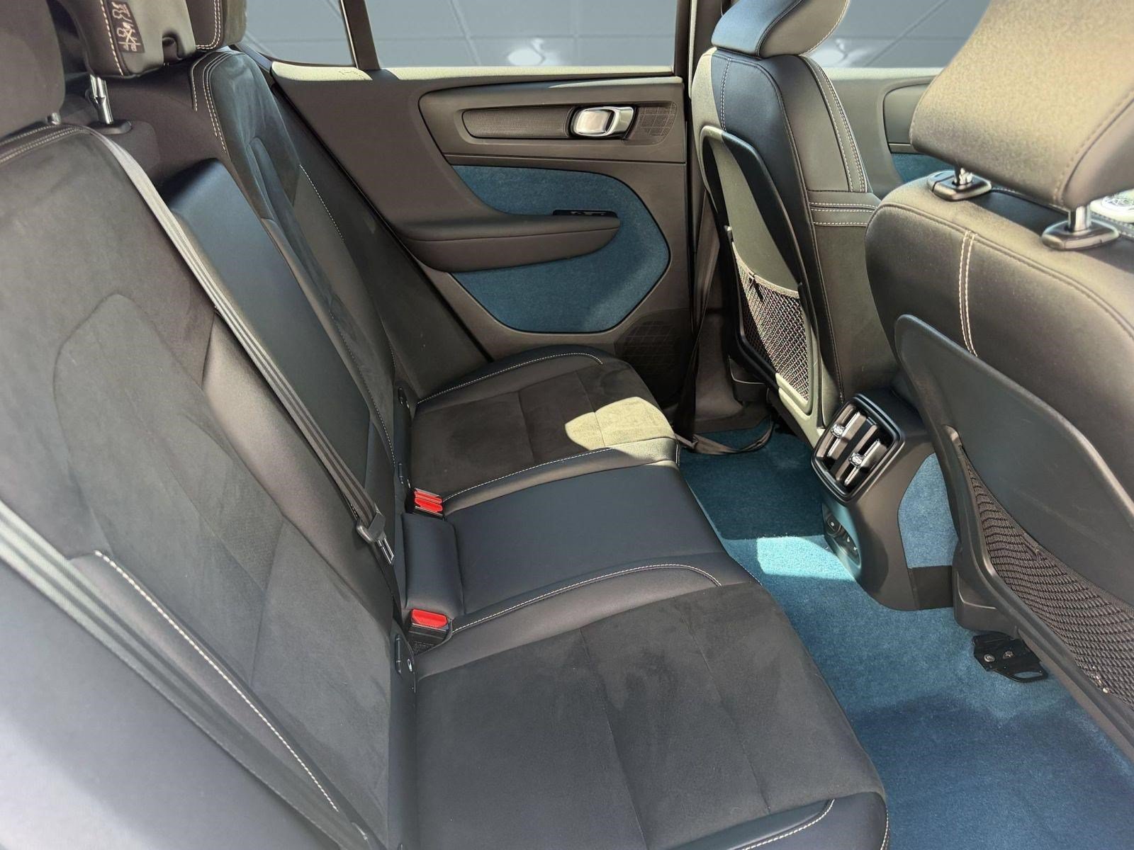 Certified 2023 Volvo C40 P8 Recharge Ultimate AWD/4WD image 30
