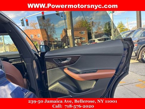 Used 2021 Audi Q8 Premium Plus w/ Premium Plus Package image 17