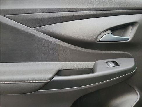 New 2026 Buick Envista Sport Touring FWD image 15