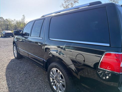 Used 2013 Lincoln Navigator L 2WD image 7