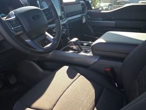 Used 2026 Ford F150 XLT w/ XLT Black Appearance Package image 13