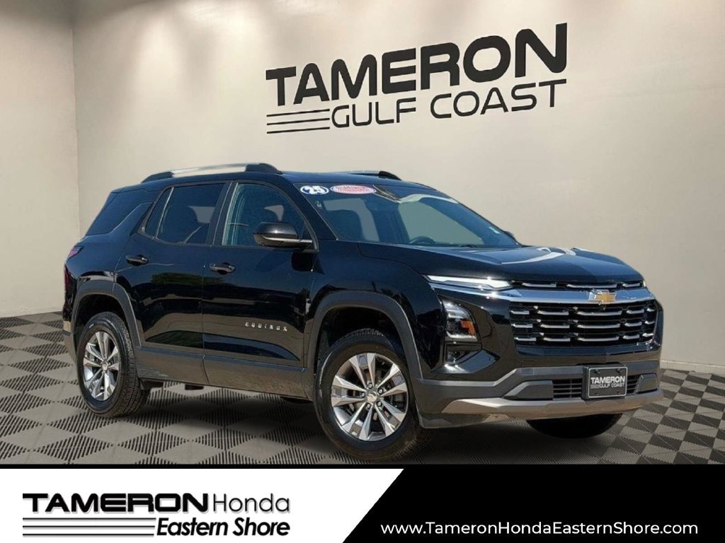Used 2025 Chevrolet Equinox LT w/ Convenience Package II FWD image 1