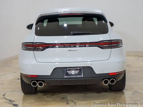 Used 2020 Porsche Macan w/ Driver Memory Package AWD/4WD image 7