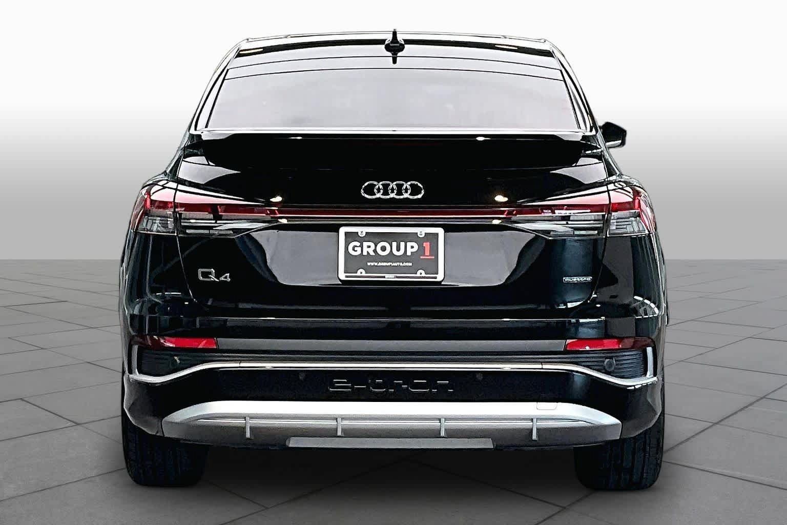 Used 2025 Audi Q4 e-tron Premium Plus w/ Premium Plus AWD/4WD image 4