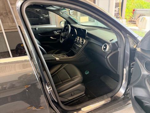 Used 2020 Mercedes-Benz GLC 300 image 13