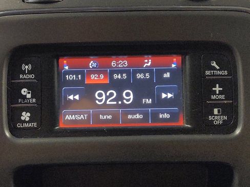 Used 2020 Dodge Journey SE w/ SE Popular Equipment Group FWD image 25