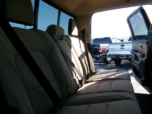 Used 2021 RAM 1500 Big Horn AWD/4WD image 38
