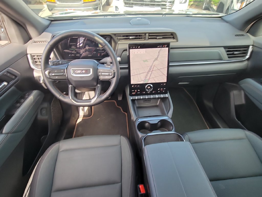 Used 2026 GMC Terrain AT4 w/ Technology Package II AWD/4WD image 21
