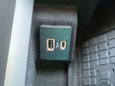 Used 2022 Lincoln Navigator Reserve image 23