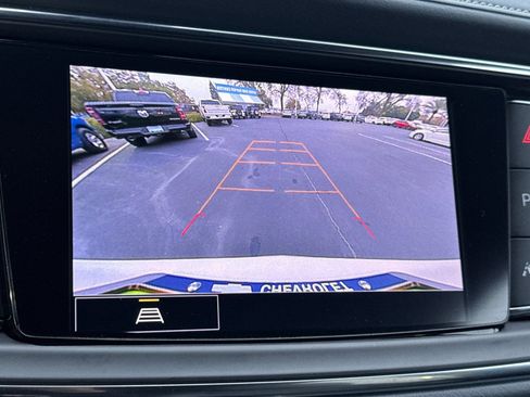 Certified 2023 Buick Enclave Essence image 22