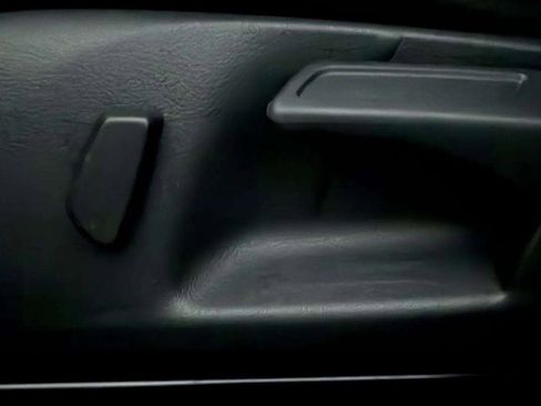 Used 2011 Volkswagen Golf 4-Door image 26