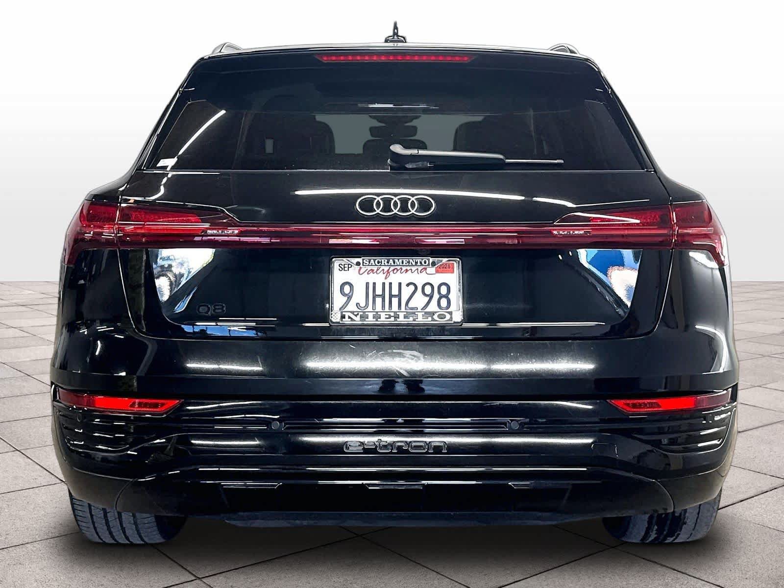 Used 2024 Audi Q8 e-tron Premium Plus w/ Premium Plus Package AWD/4WD image 8