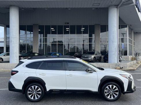 Used 2024 Subaru Outback Limited w/ Popular Package #2 image 2