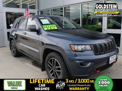 Used 2019 Jeep Grand Cherokee Trailhawk image 1