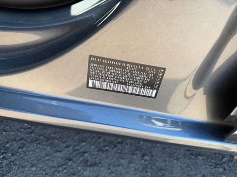 Used 2025 Volkswagen Jetta SE image 28