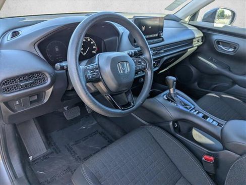 Used 2023 Honda HR-V LX image 13