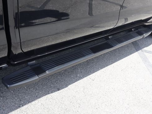 Certified 2022 Chevrolet Silverado 1500 RST image 12