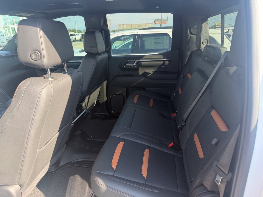 Used 2026 GMC Sierra 1500 AT4 w/ AT4 Premium Package AWD/4WD image 9