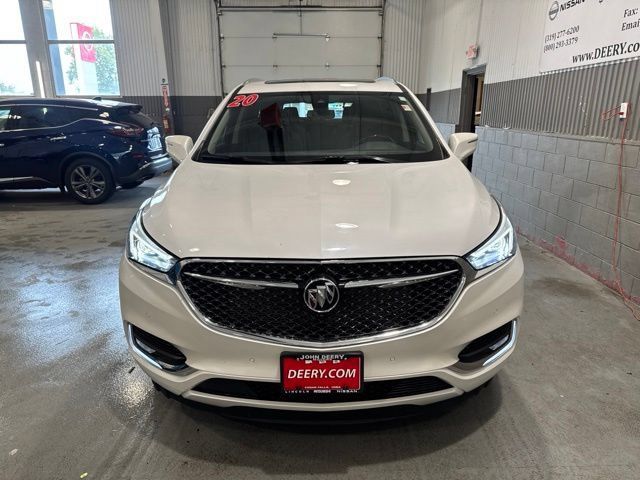 Used 2020 Buick Enclave Avenir w/ Avenir Technology Package AWD/4WD image 2