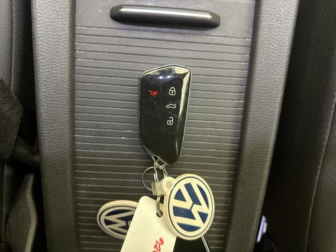 Used 2021 Volkswagen ID.4 Pro S RWD image 10
