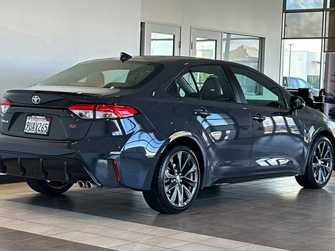 Certified 2025 Toyota Corolla SE w/ Convenience Package image 4