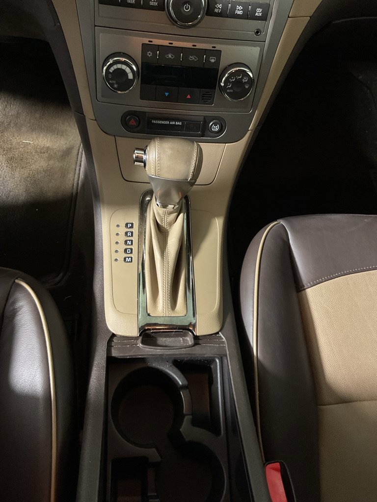 Used 2008 Chevrolet Malibu LTZ w/ Rear Power Package FWD image 27