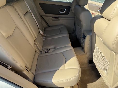 Used 2006 Cadillac SRX w/ Drivers Level One Package AWD/4WD image 17