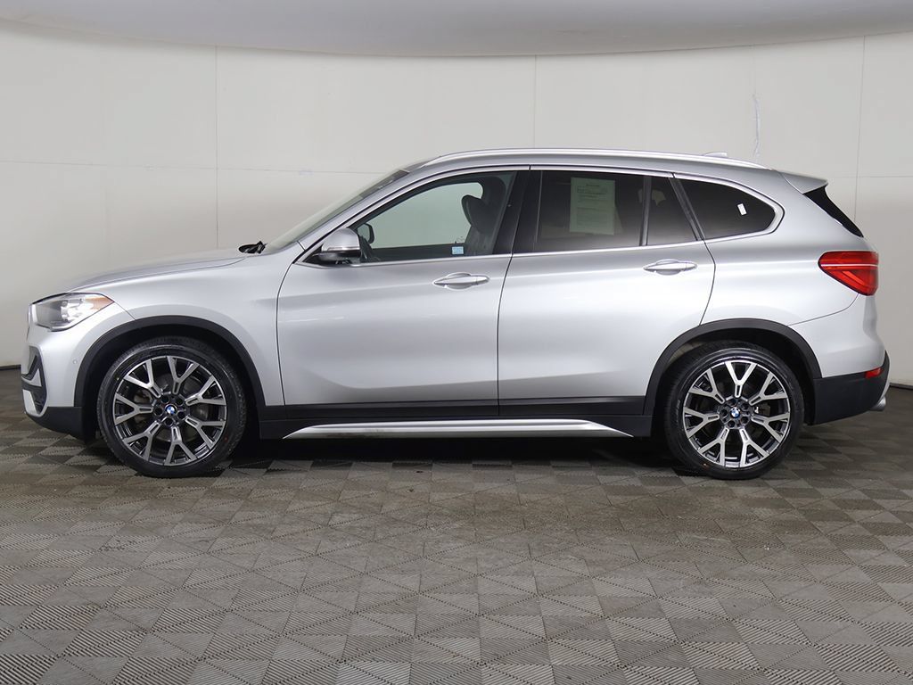 Used 2021 BMW X1 xDrive28i w/ Convenience Package AWD/4WD image 16