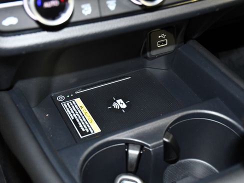 Certified 2024 Honda HR-V EX-L image 30
