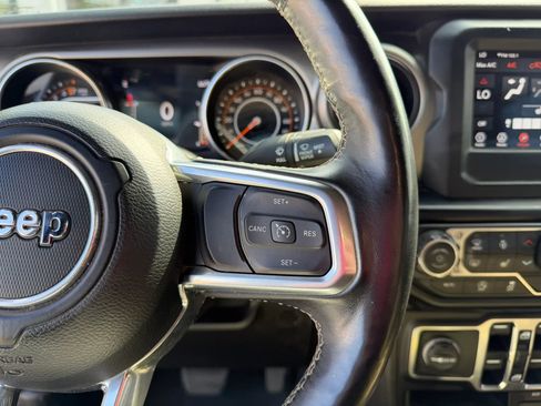 Used 2020 Jeep Gladiator Sport w/ Quick Order Package 24S image 18