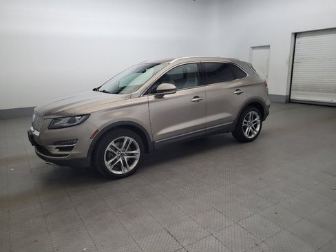 Used 2019 Lincoln MKC Reserve image 2