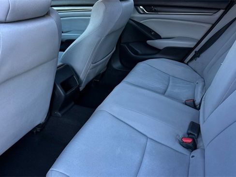 Used 2018 Honda Accord LX image 13
