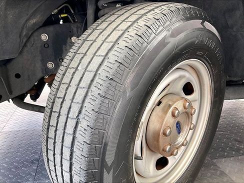 Used 2015 Ford F250 XL w/ XL Value Package image 30