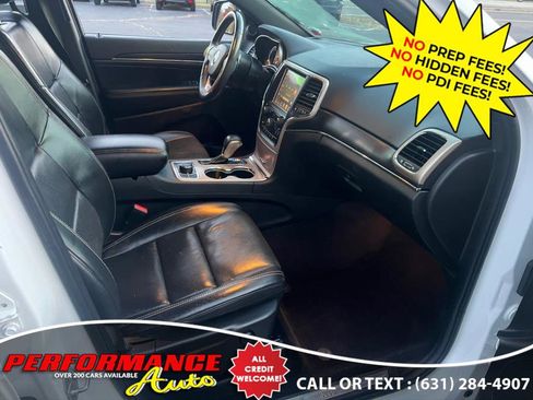Used 2017 Jeep Grand Cherokee Limited w/ Luxury Group II image 9