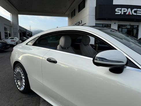 Used 2018 Mercedes-Benz E 400 Coupe image 2