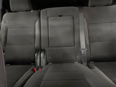 Used 2022 Chevrolet Suburban LS image 19