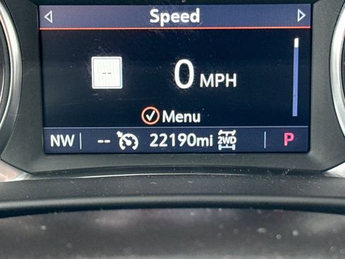 Used 2023 GMC Acadia SLE w/ Driver Convenience Package image 41