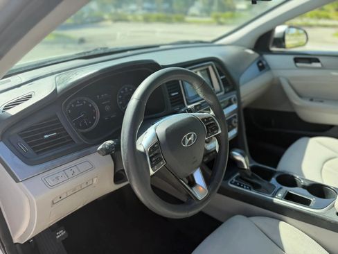 Used 2018 Hyundai Sonata SEL FWD image 10