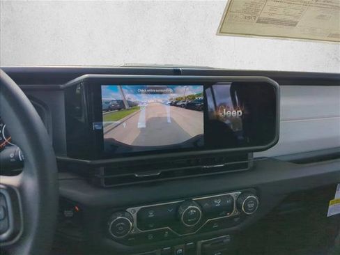 New 2026 Jeep Gladiator Sport image 10