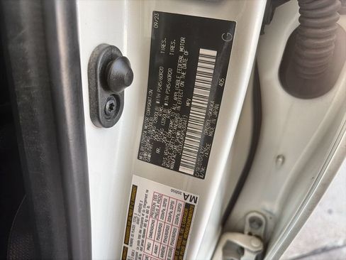 Used 2023 Toyota 4Runner Limited RWD image 35