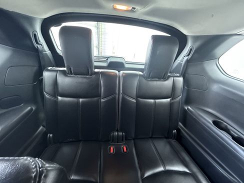 Used 2018 Nissan Pathfinder Platinum image 41