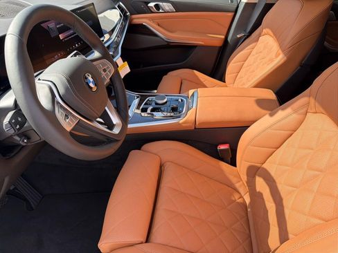 Used 2026 BMW X7 xDrive40i AWD/4WD image 5