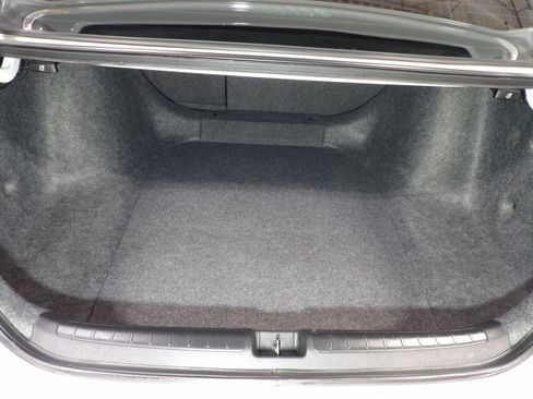 Used 2021 Honda Accord EX-L image 8
