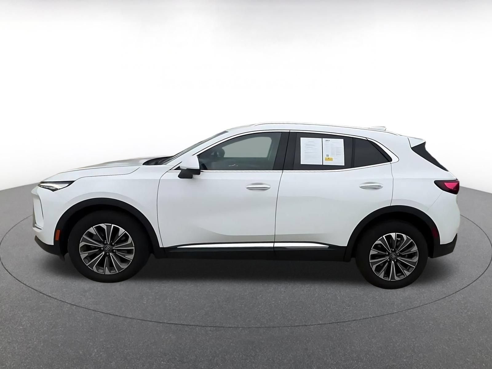 Used 2024 Buick Envision Preferred AWD/4WD image 8