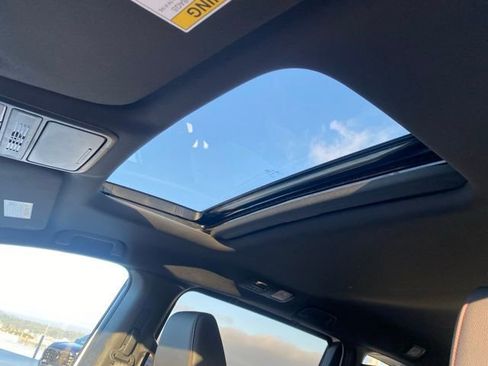 Certified 2024 Honda Odyssey Sport image 9