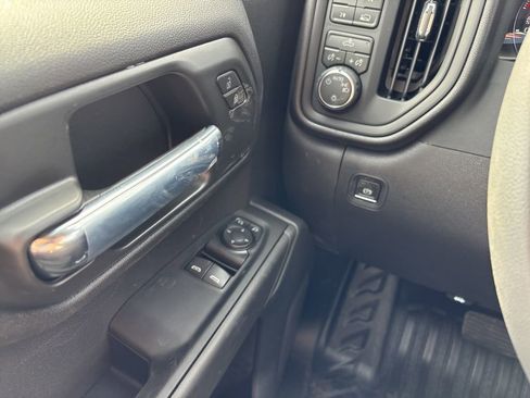 New 2026 Chevrolet Silverado 1500 W/T AWD/4WD image 32