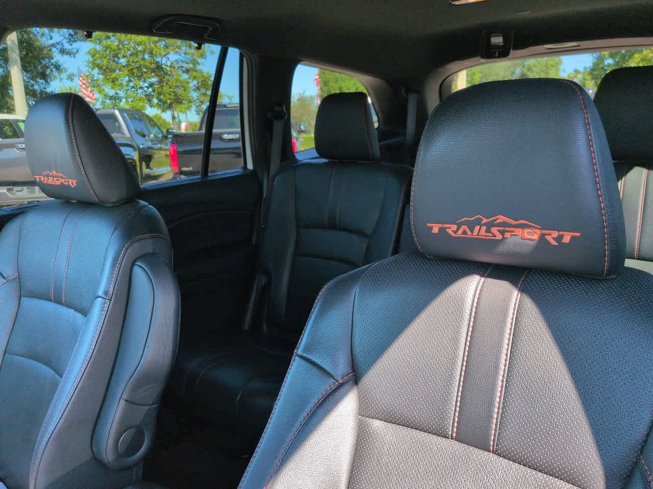 Used 2022 Honda Pilot TrailSport image 8