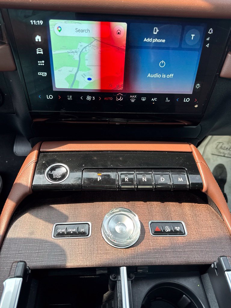 Used 2025 Lincoln Navigator Reserve AWD/4WD image 15