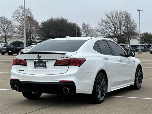 Used 2018 Acura TLX 3.5L Tech & A-Spec Pkgs image 4