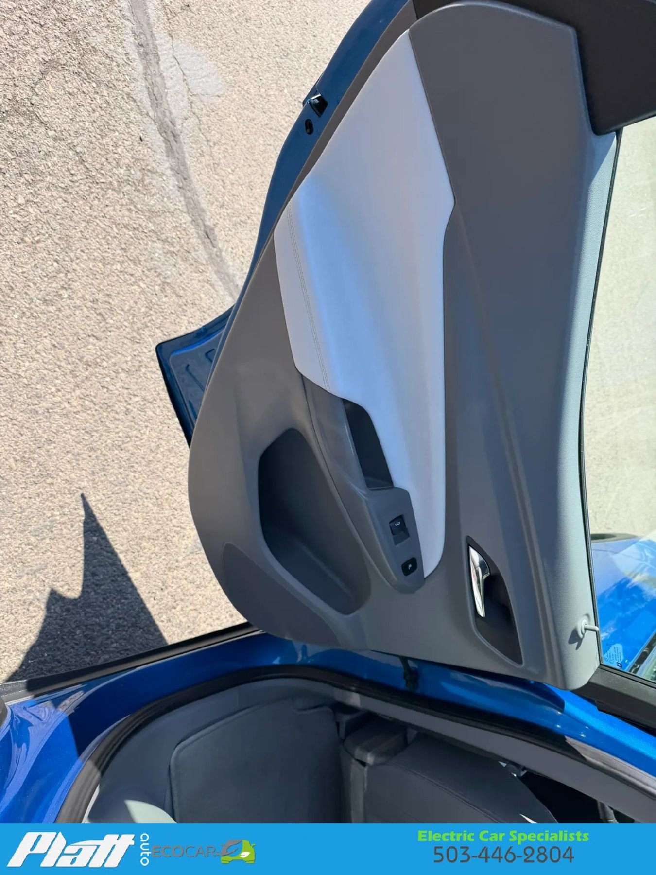 Used 2022 Chevrolet Bolt EUV Premier w/ Sun & Sound Package FWD image 34